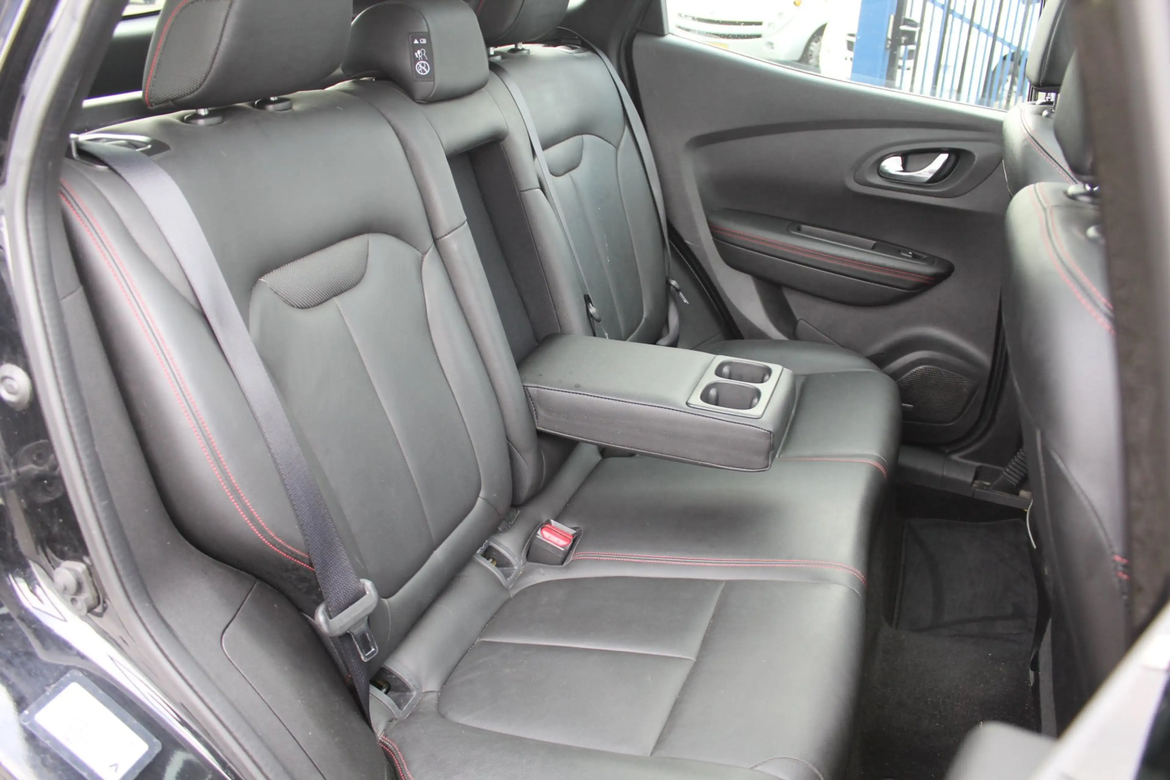 Renault Kadjar 1.2 TCe Extase — photo 11