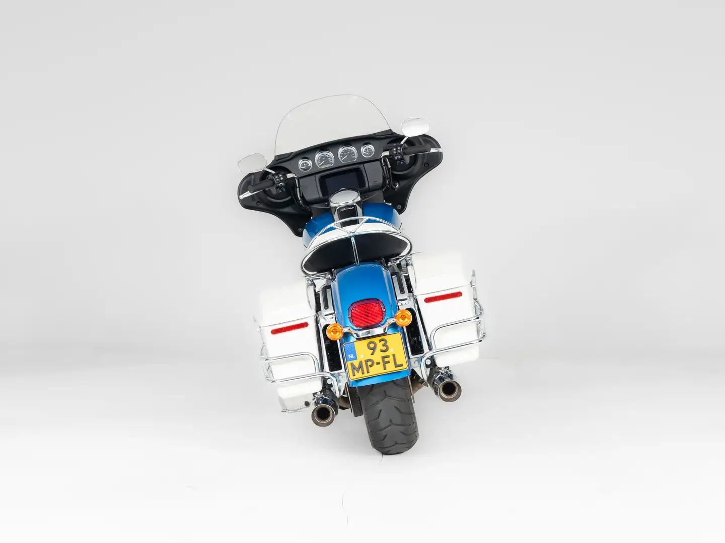 Harley-Davidson Electra Glide FLT Rivival Noir - 2