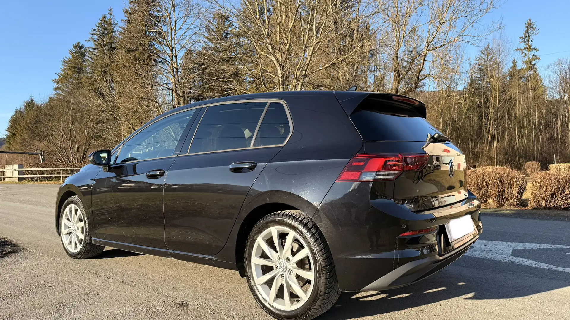 Volkswagen Golf 1,0 TSI GPF Schwarz - 2