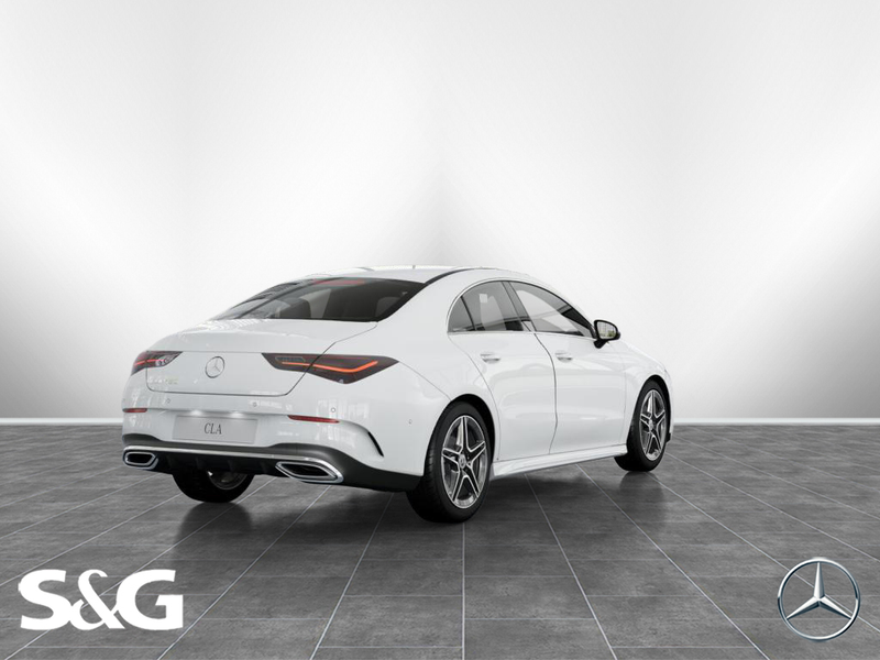 Mercedes-Benz CLA 180 Coupé — photo 4