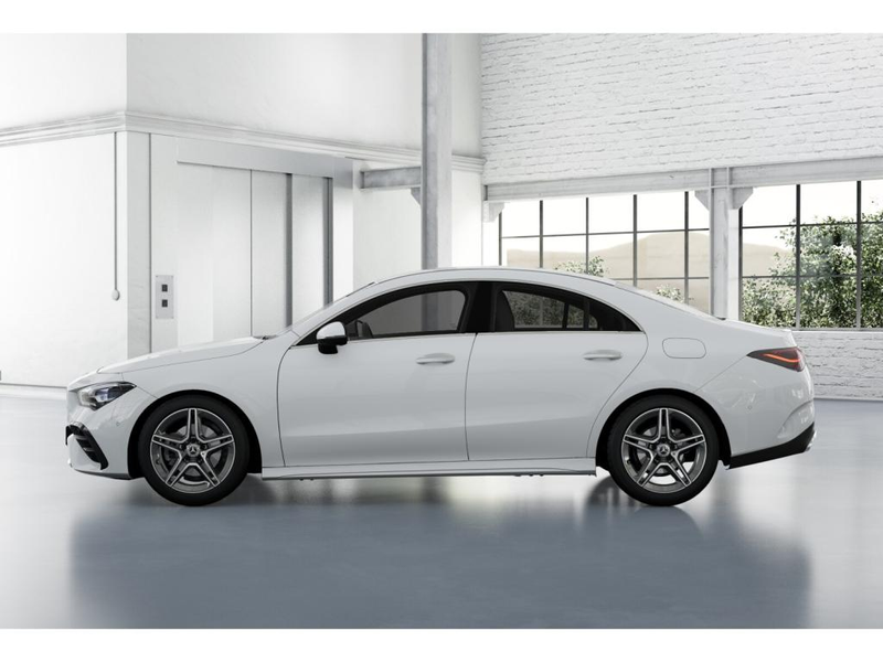 Mercedes-Benz CLA 180 Coupé — photo 3