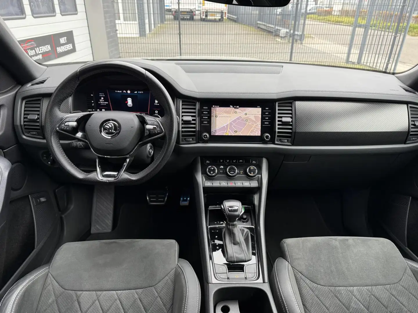 Skoda Kodiaq 1.5 TSI Sportline Business 7p. Grau - 2