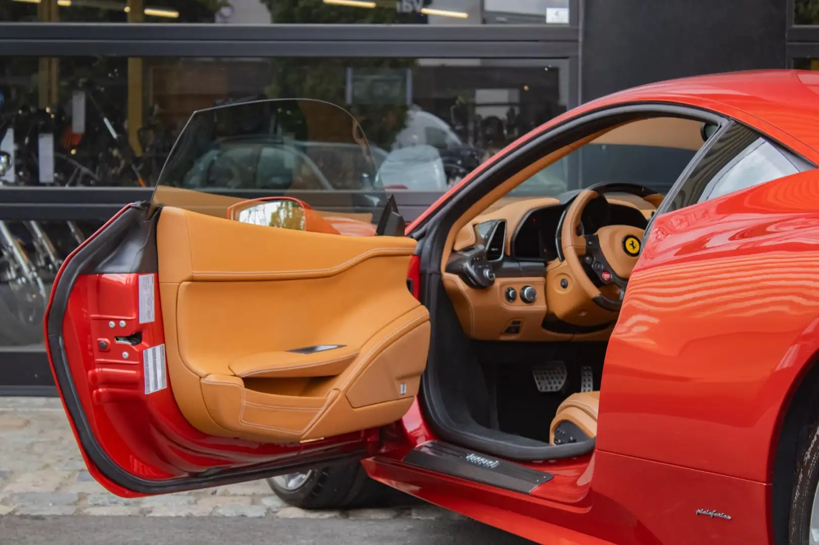 Ferrari 458 4.5 V8 Italia Rosso Fuoco | Tailor Made | Carbon Rot - 2