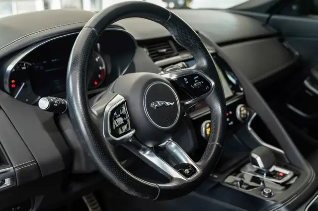 Jaguar E-Pace view 11