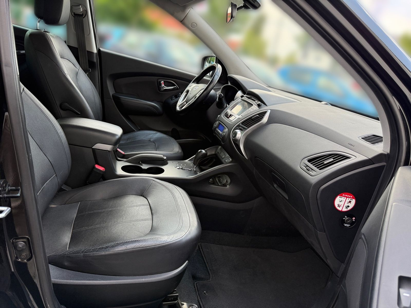 Hyundai iX35 2.0 Automatik Allrad Navi Tempomat Kamera — photo 15