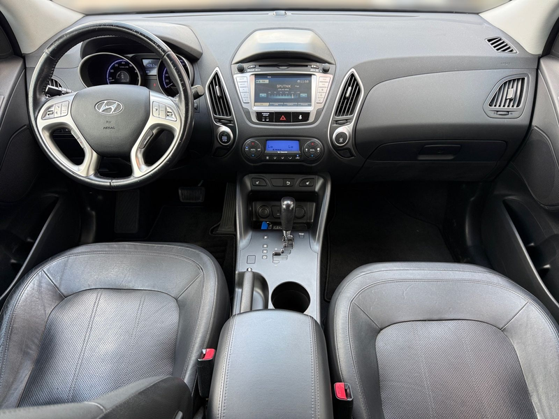 Hyundai iX35 2.0 Automatik Allrad Navi Tempomat Kamera — photo 12