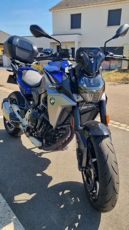 BMW F 900 R