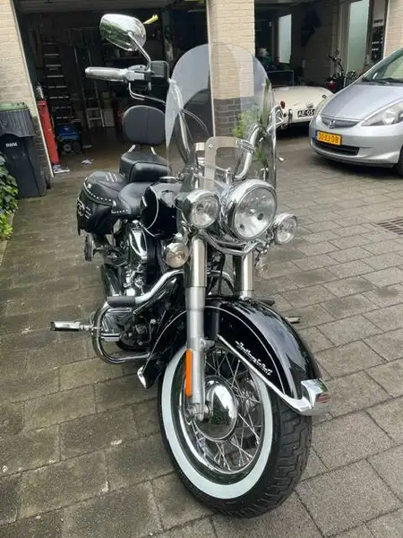 Harley-Davidson Heritage Softail - foto 2