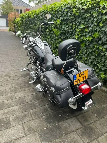 Harley-Davidson Heritage Softail - foto 4