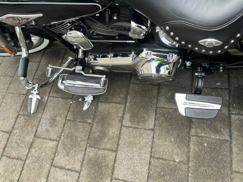 Harley-Davidson Heritage Softail - foto 5