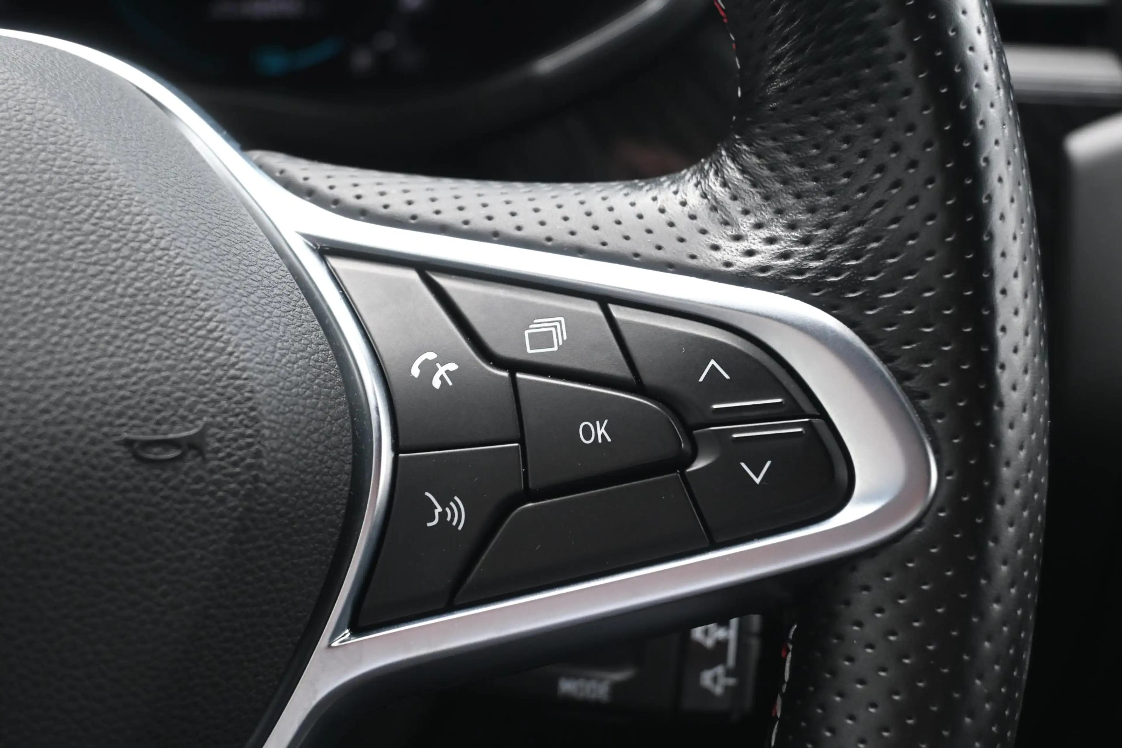 Renault Arkana E-Tech Hybrid 145 R.S. Line | ADAPT. CRUISE CONTRO — photo 19