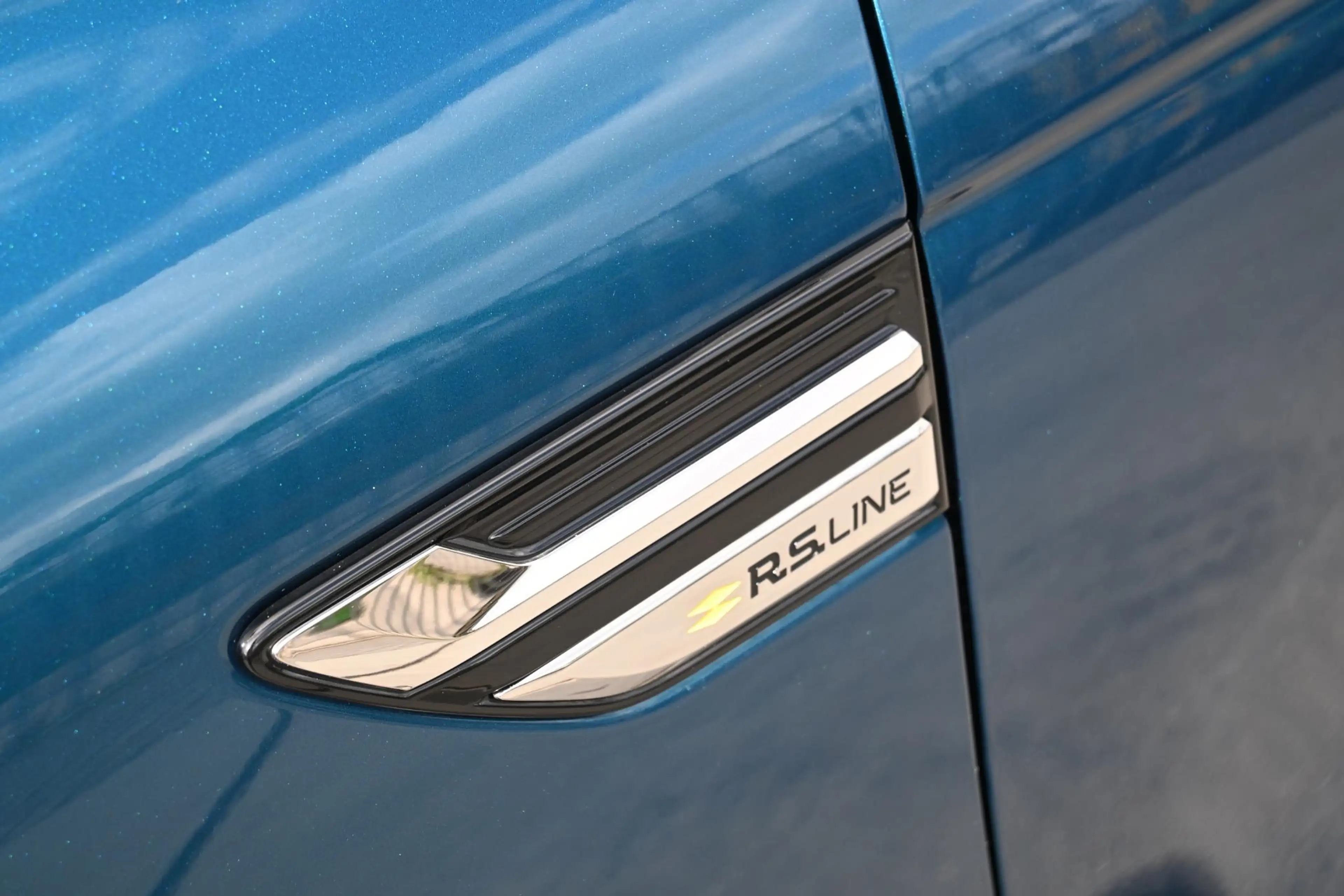 Renault Arkana E-Tech Hybrid 145 R.S. Line | ADAPT. CRUISE CONTRO — photo 6