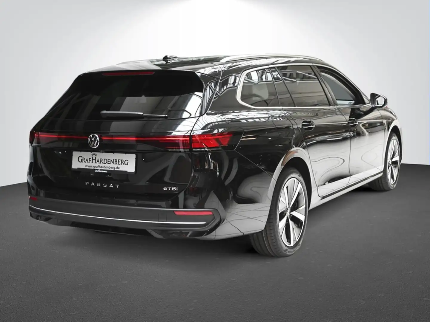 Volkswagen Passat Business 1,5 l eTSI OPF 110 kw 7-Gang-DSG Black - 2