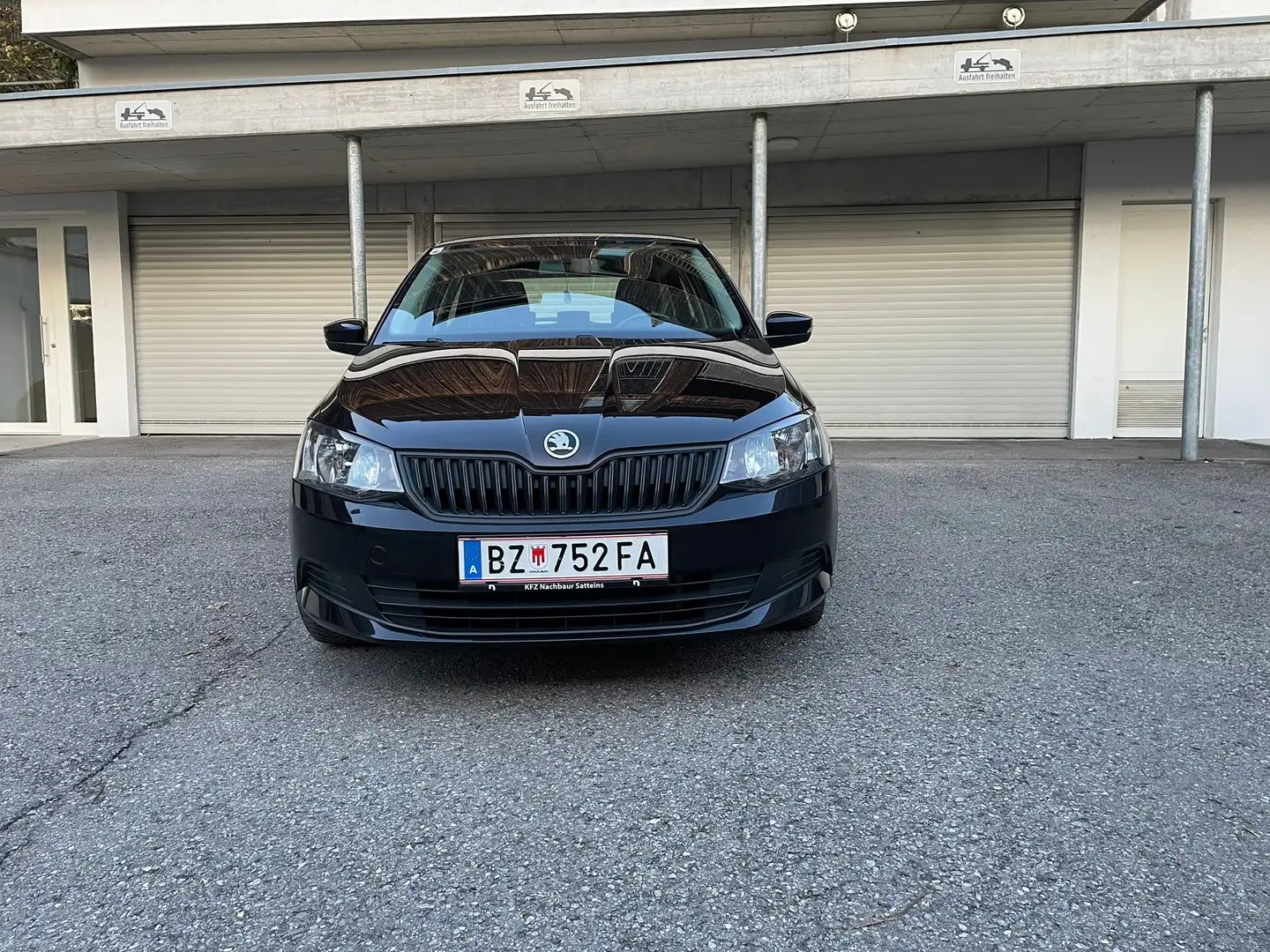 Skoda Fabia Fabia Active 1,0 Active Schwarz - 2