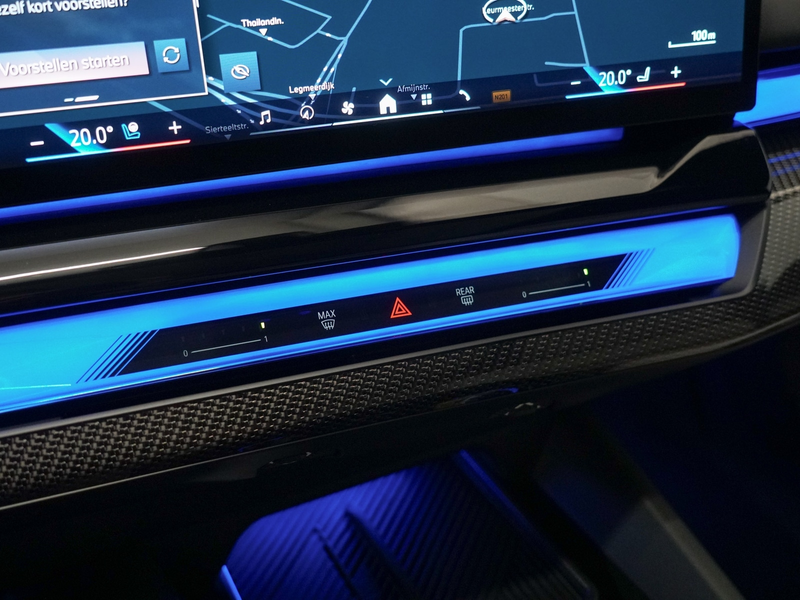 BMW 550 5-serie Touring 550e xDrive Bowers Wilkins | Panor — photo 24