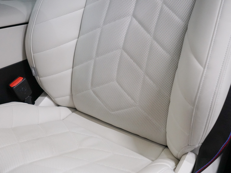 BMW 550 5-serie Touring 550e xDrive Bowers Wilkins | Panor — photo 33