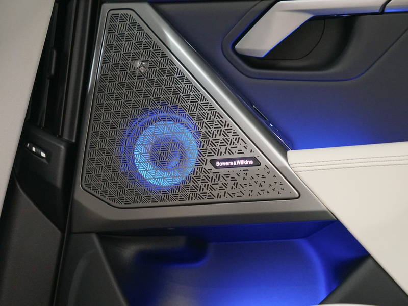 BMW 550 5-serie Touring 550e xDrive Bowers Wilkins | Panor — photo 45