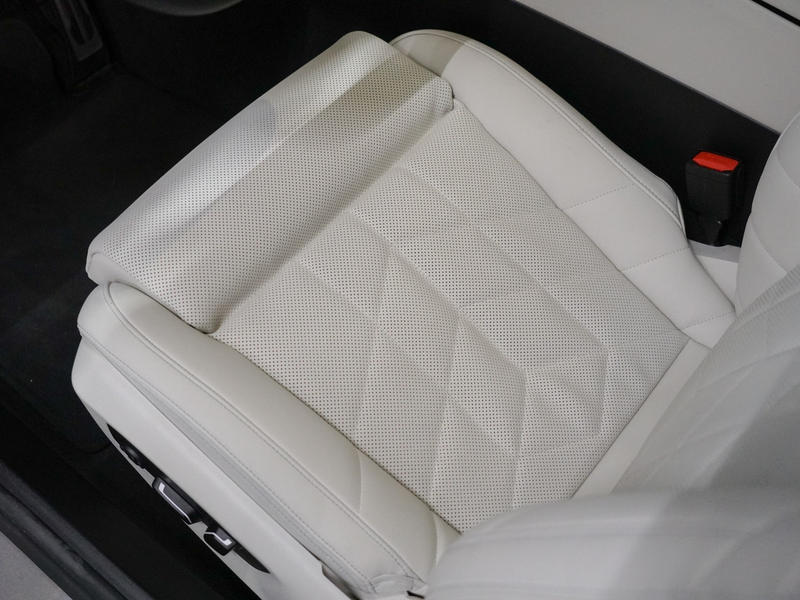 BMW 550 5-serie Touring 550e xDrive Bowers Wilkins | Panor — photo 34
