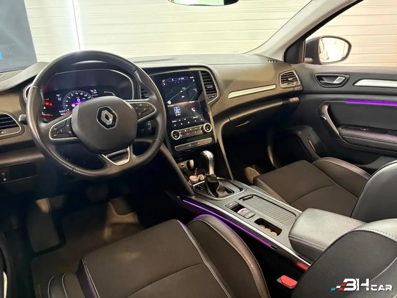 Renault Megane Citadine 5 portes — photo 14