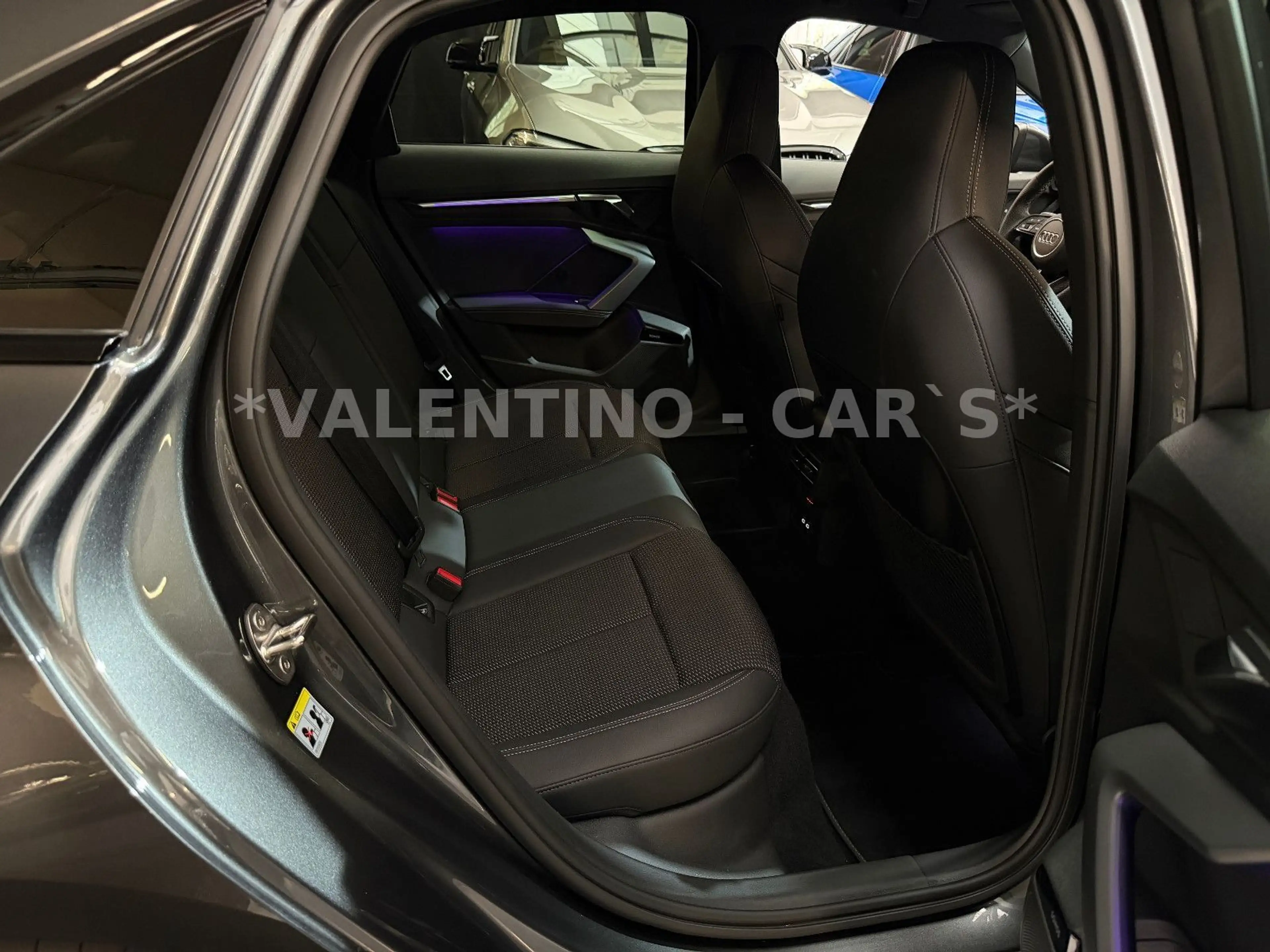 Audi S3 Limousine quattro Virt/Headup/AKRA/Sonos/Matr — photo 15