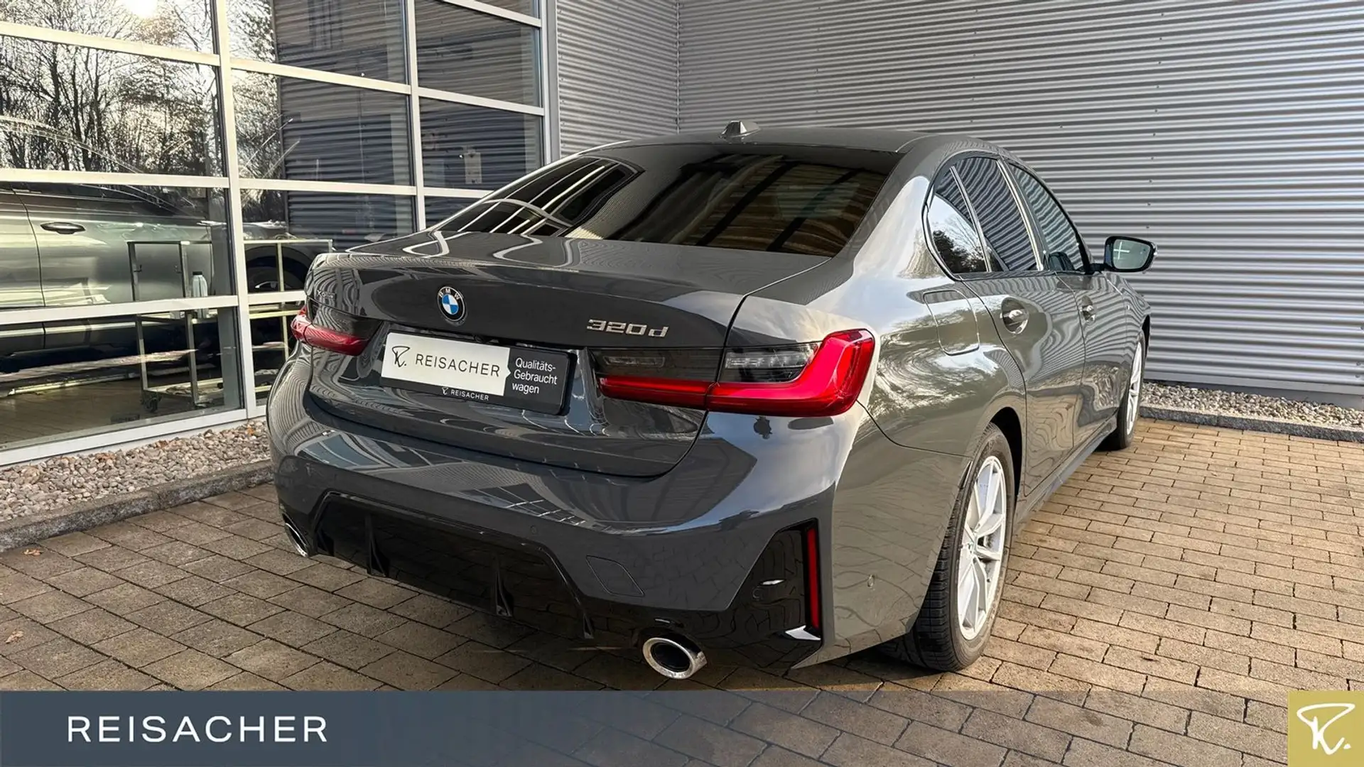 BMW 320 d xDrive M-Sport Navi HUD ACC 360° adLED Grau - 2