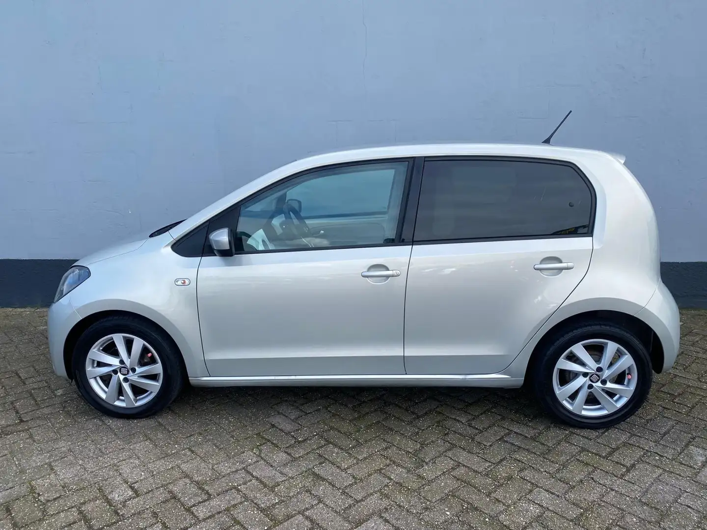 SEAT Mii 1.0 Chill Out - Airco - LMV Grijs - 2