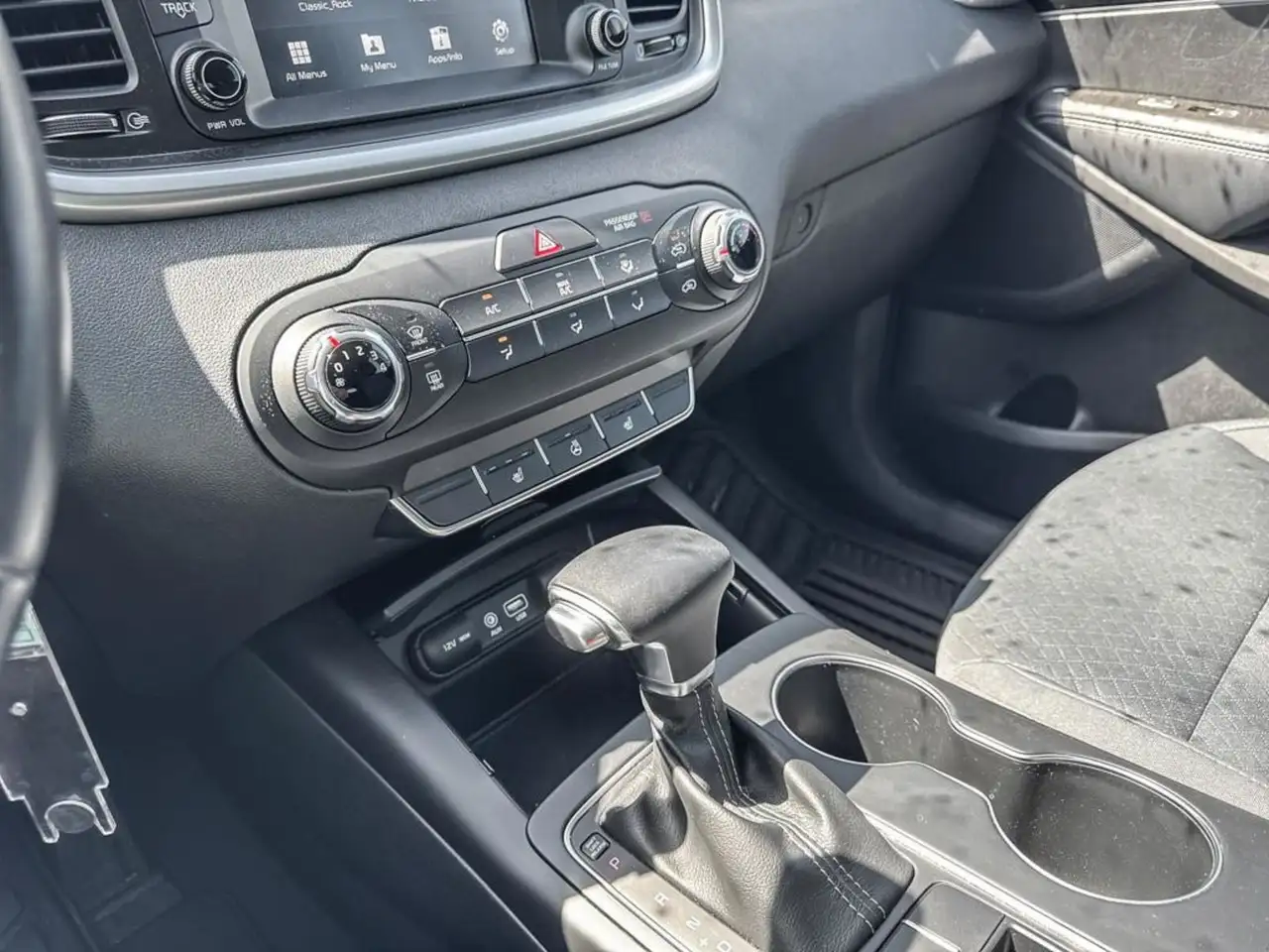 Kia Sorento снимка Kia Sorento