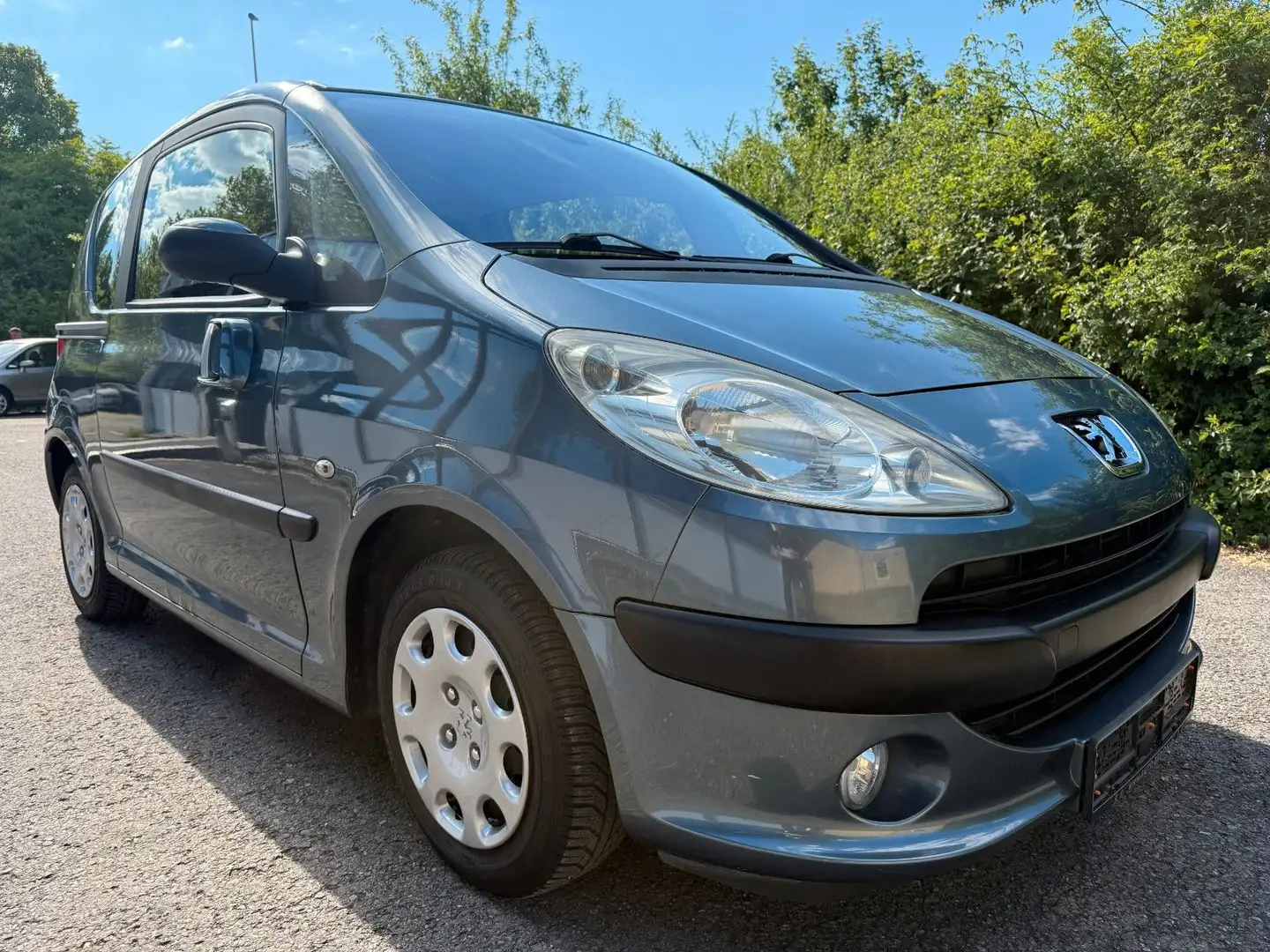 Peugeot 1007 Premium 1.Hand / Scheckheftgepflegt Серый - 1