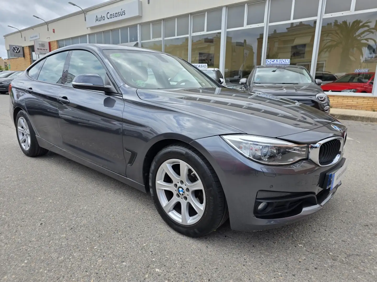 BMW 320 320dA Gran Turismo Sport Gris - 2