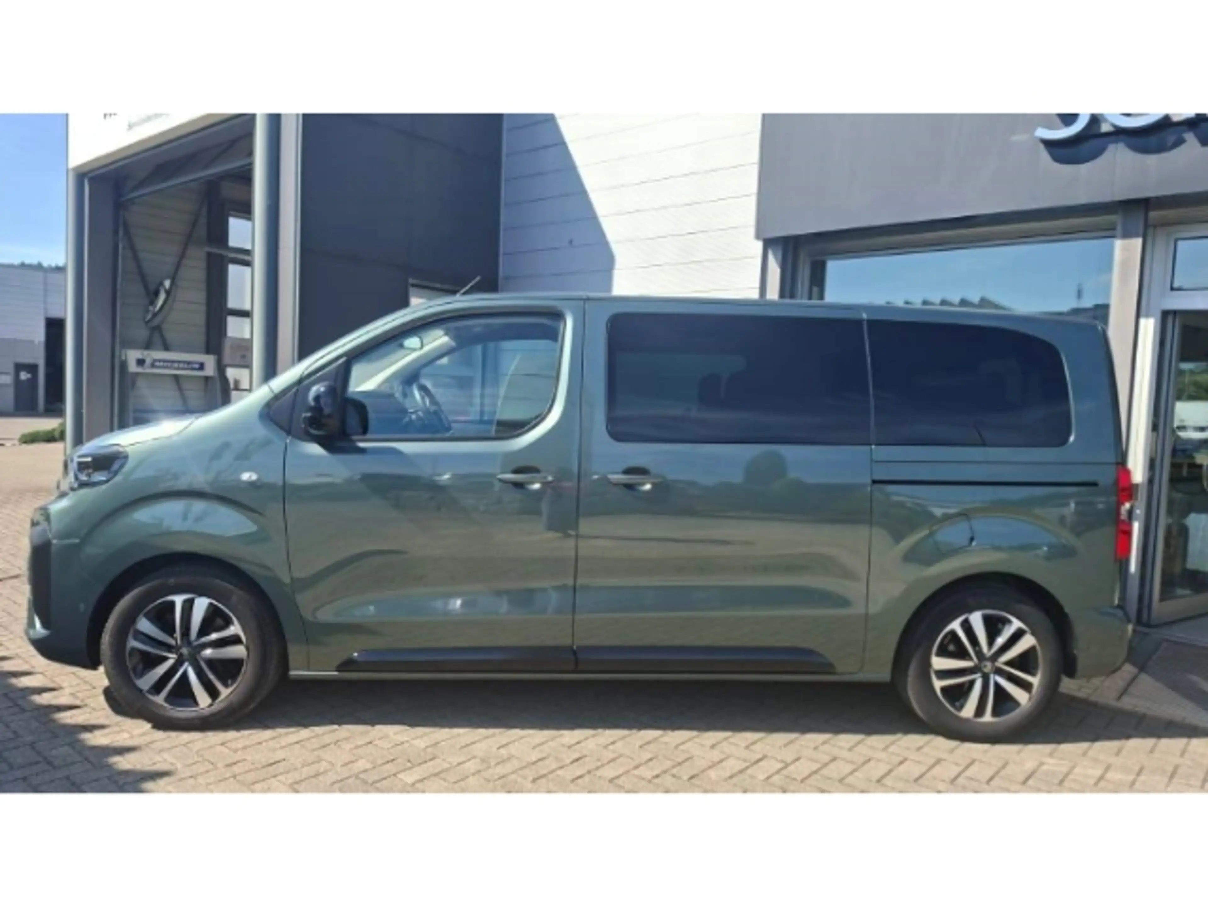 Citroen Spacetourer Max M BlueHDi 180 EAT8 *6 Sitzer, SHZ, AHK, uvm.* — photo 5
