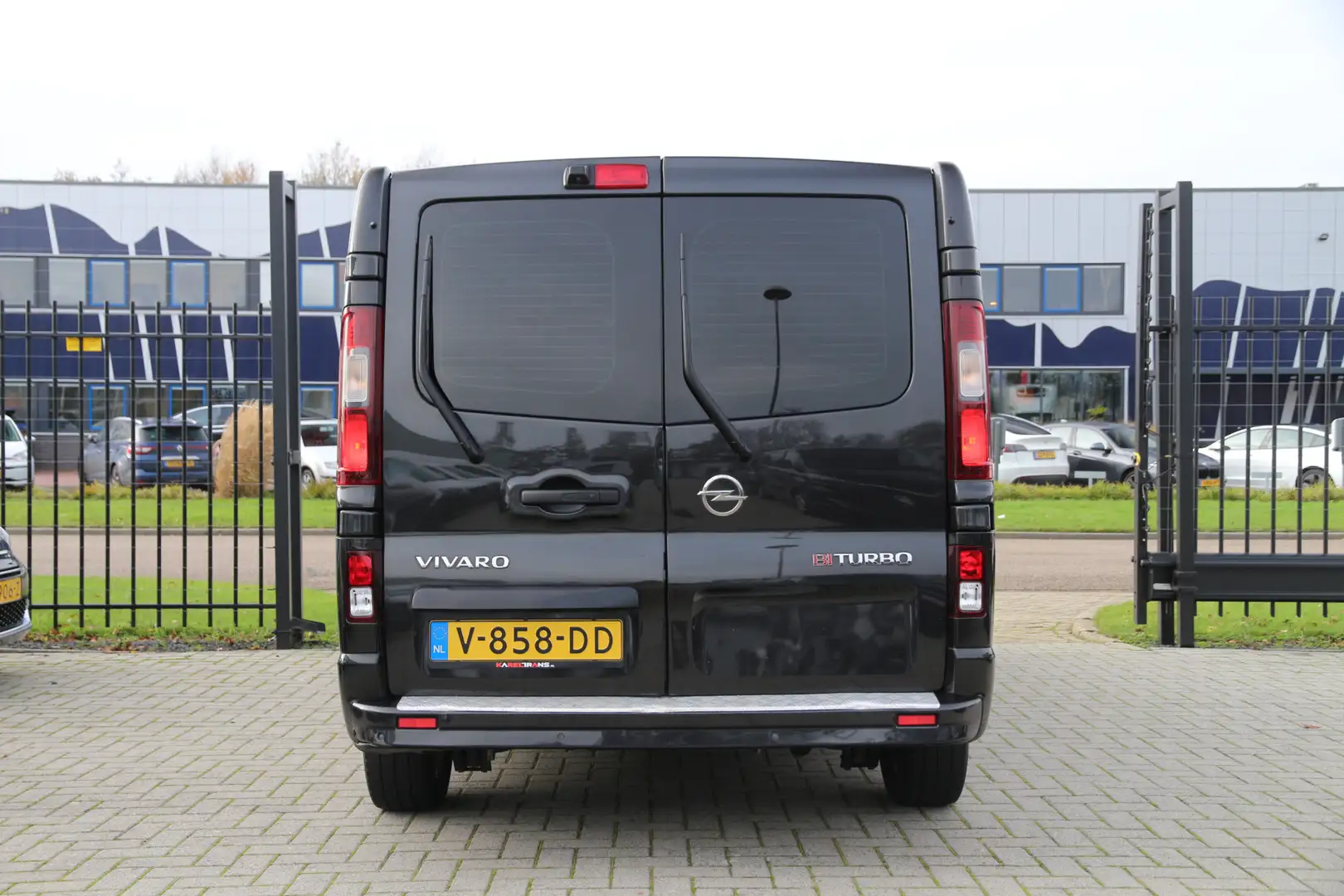 Opel Vivaro 1.6 CDTI 146PK / DC / 2x Schuifdeur / Leer / Clima Noir - 2