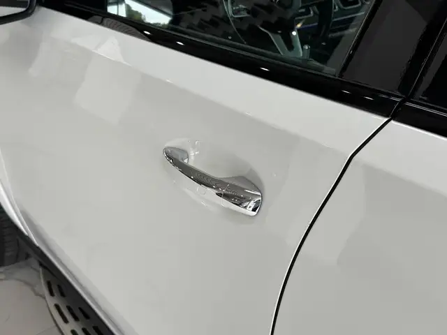 Mercedes-Benz Gle view 10