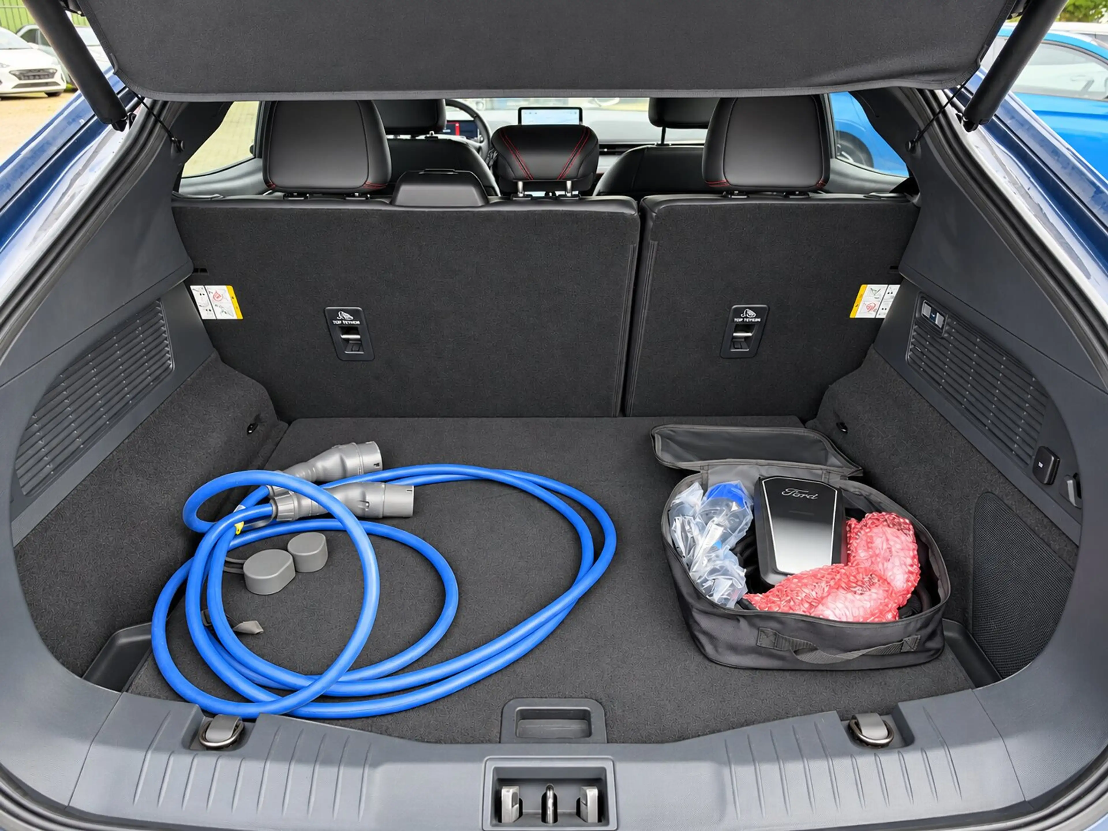 Ford Mustang Mach-E AWD 75 kWh | SOH 95.5 % | Trekhaak afn. | Ad cruis — photo 22