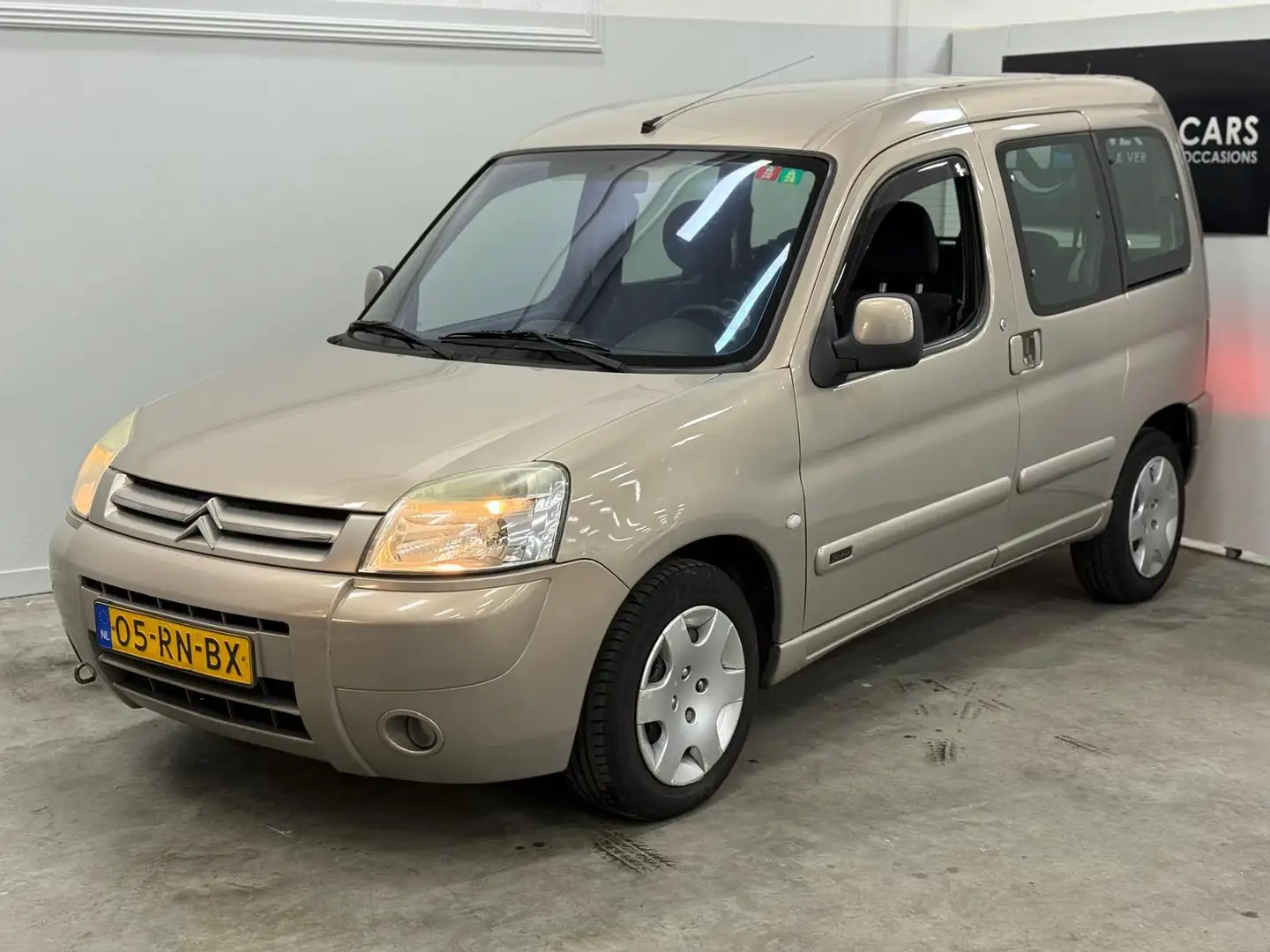 Citroen Berlingo 1.6i Multispace Attraction / WINTERSET / RIJDT SCH Beige - 2
