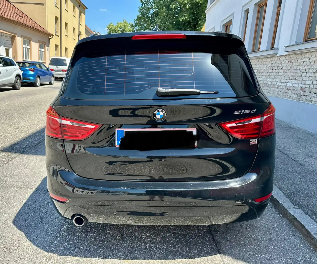 BMW 218 218d Gran Tourer Schwarz - 2