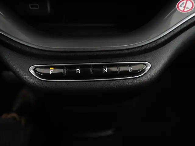Fiat 500e view 11