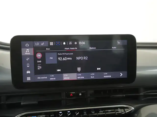 Fiat 500e view 12