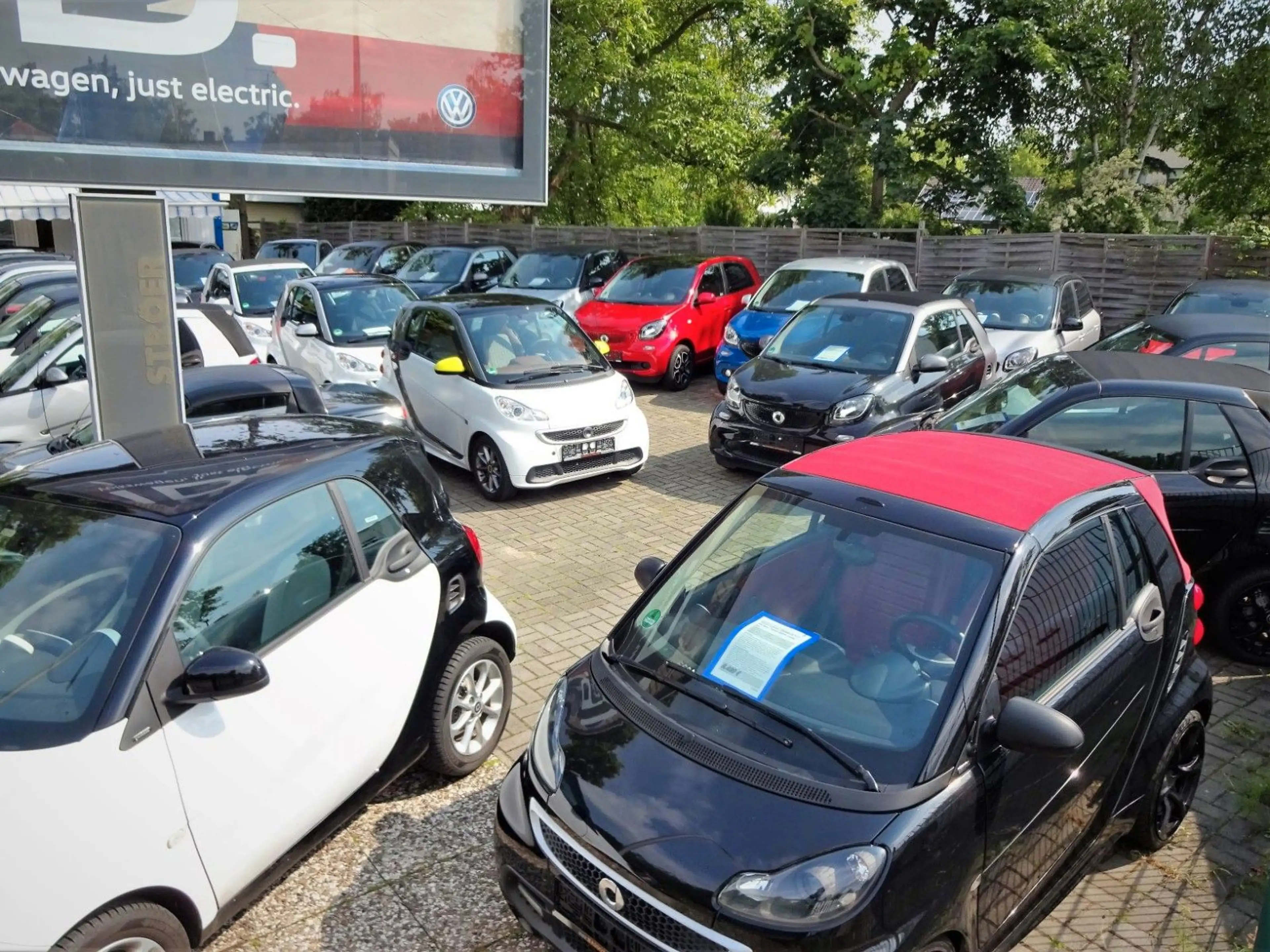 smart forTwo coupe EQ, 22KW Schnelllader ,SHZ,LMF, TOP — photo 13