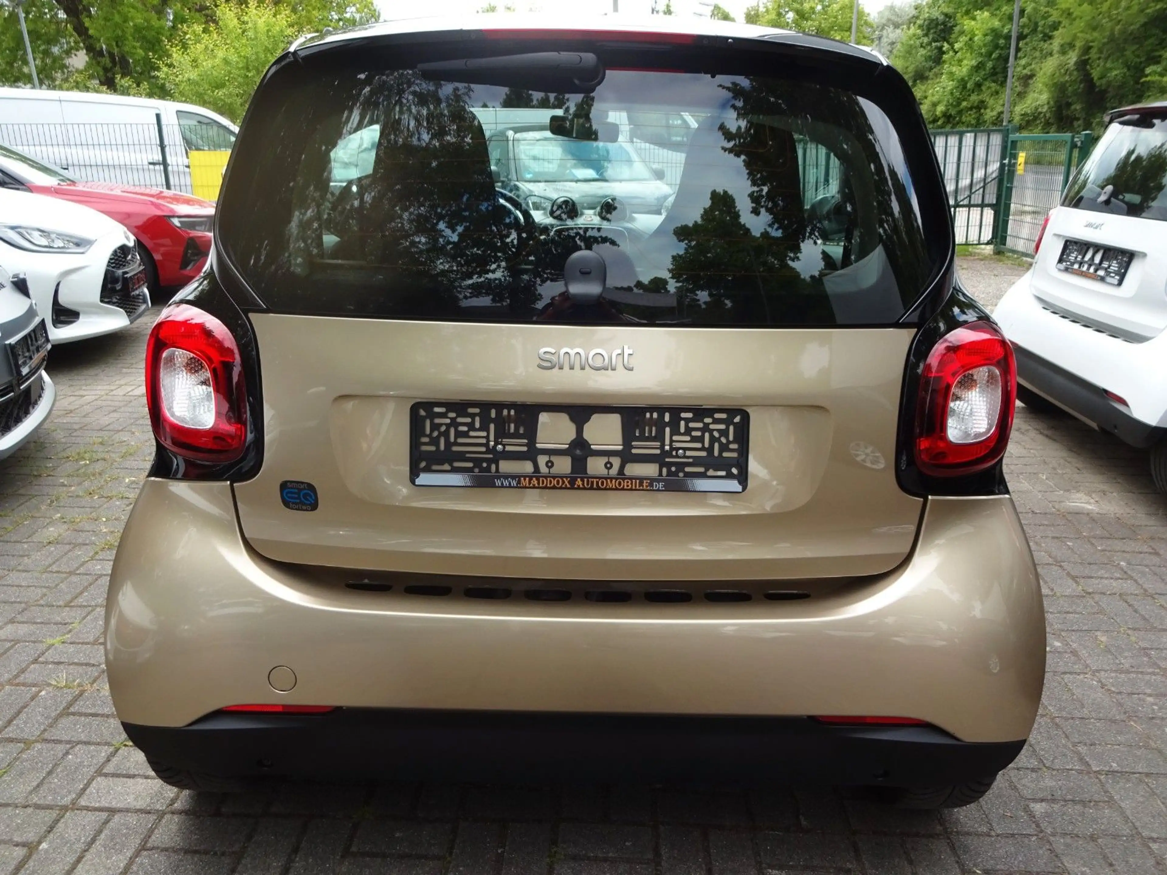 smart forTwo coupe EQ, 22KW Schnelllader ,SHZ,LMF, TOP — photo 6