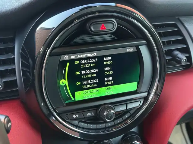 Mini Hatch view 17