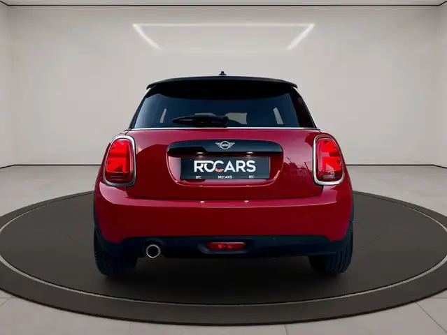 Mini Hatch view 7
