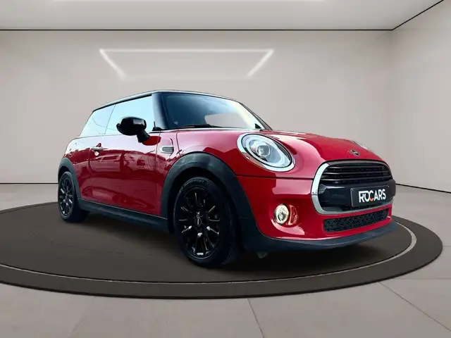 Mini Hatch view 4
