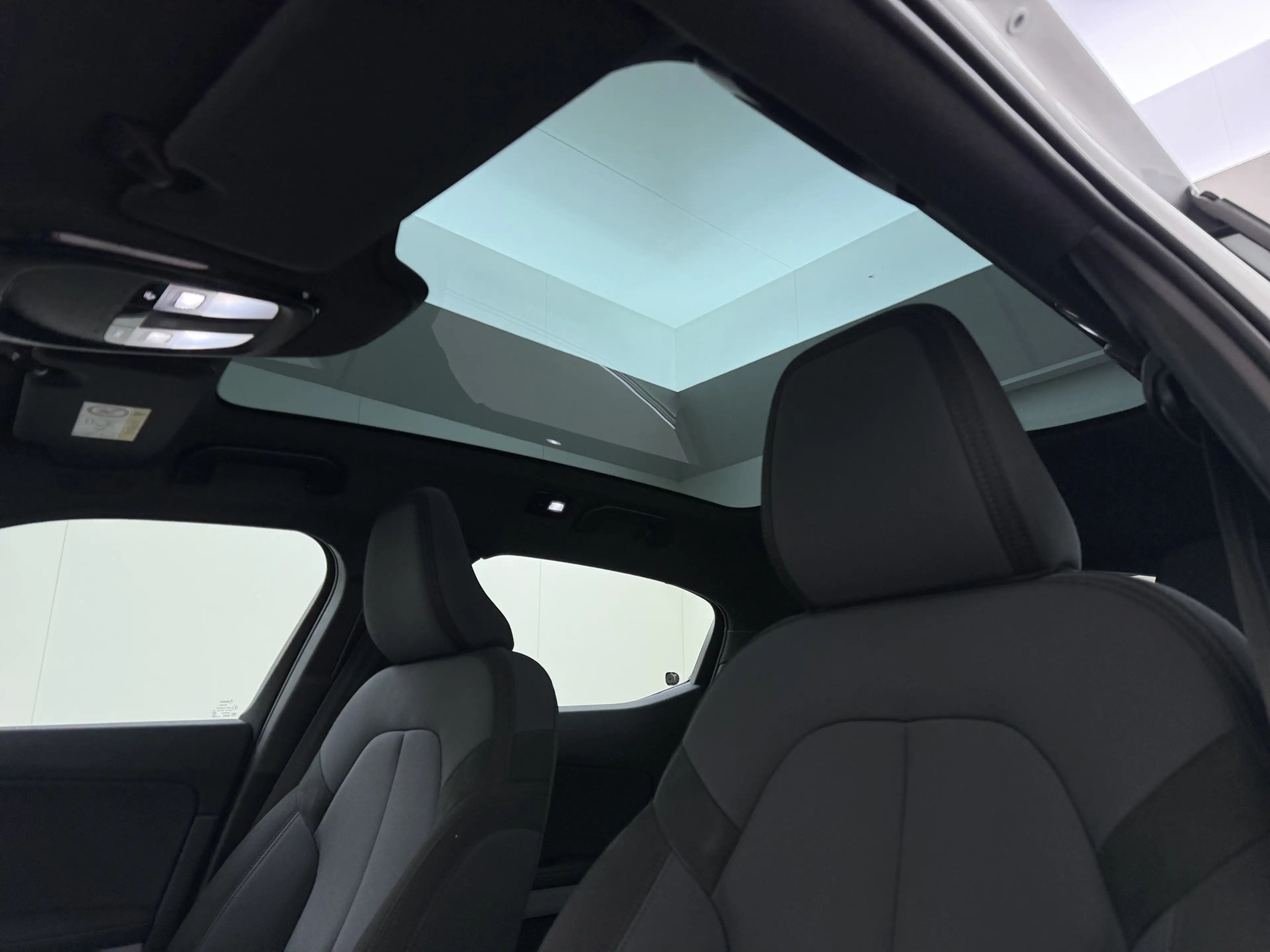 Polestar 2 Long Range Warmtepomp Panoramadak Head-up display — photo 12