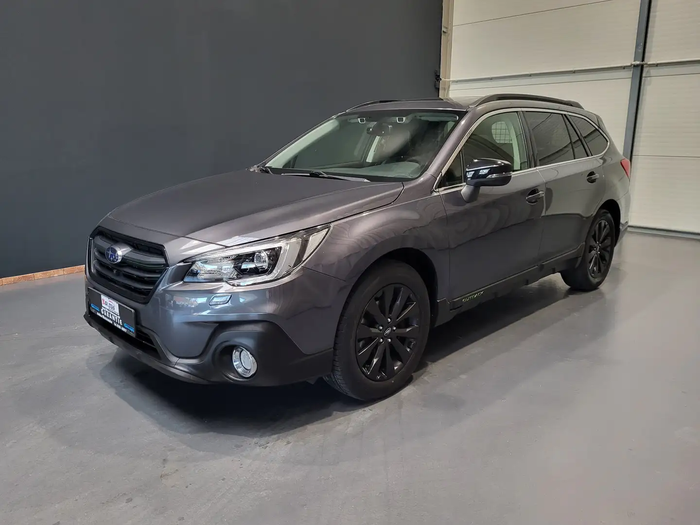 Subaru OUTBACK 2.5 Sport-X *Navi| LED| AHK| Glasdach* Gris - 1