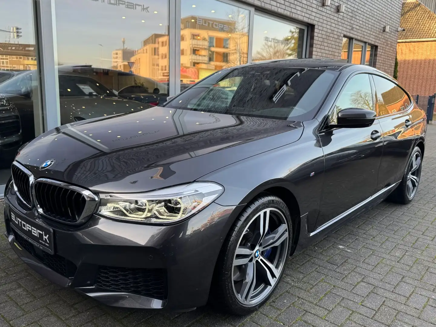 BMW 640 640d xDr M Sport Luft*Soft*Pano*Massage*StHz*20" Gris - 1