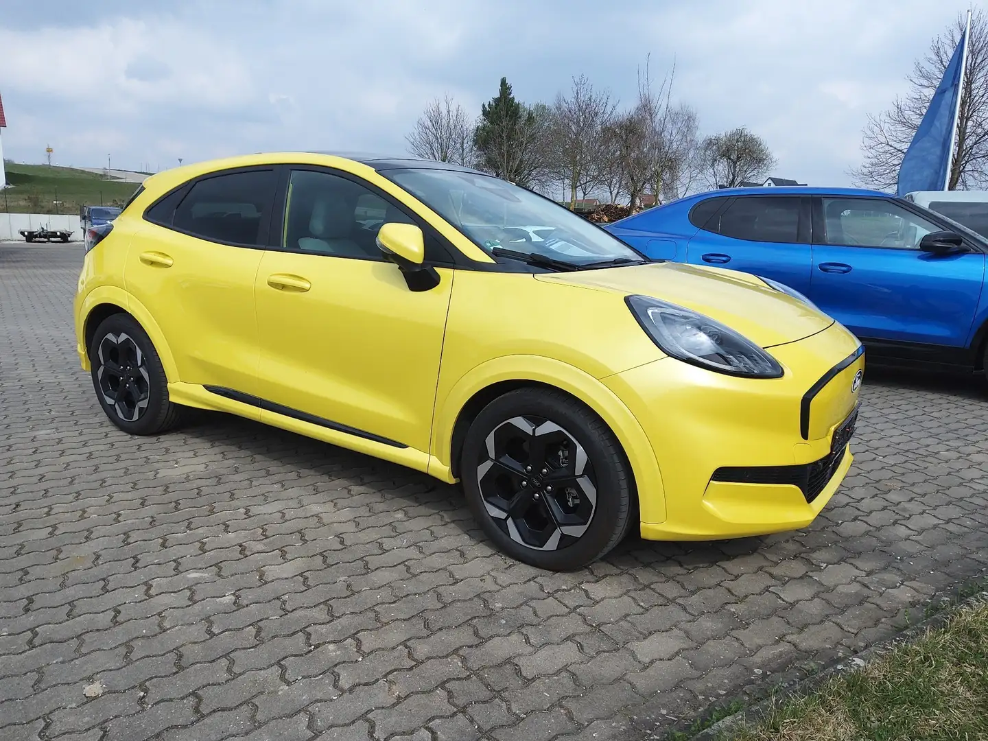 Ford Puma Gen-E 124 kW Premium FWD Gelb - 1