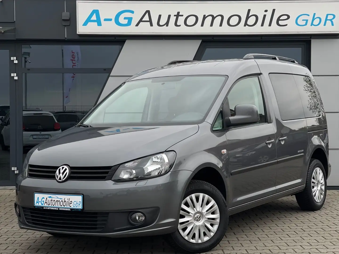 Volkswagen Caddy 1.6 TDI Soccer-SHZ-AHK-PDC-SRA - 1