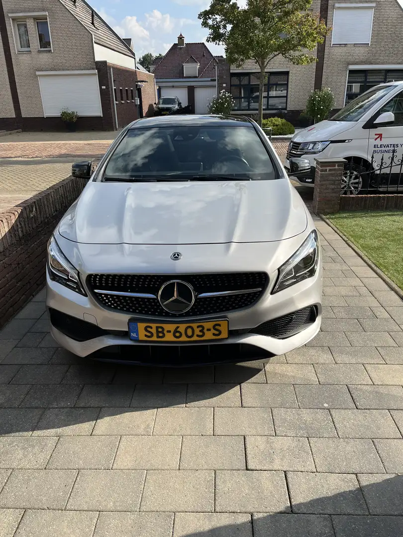 Mercedes-Benz CLA 220 4Matic 7G-DCT - 1