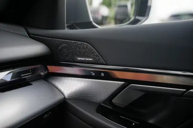BMW M view 18