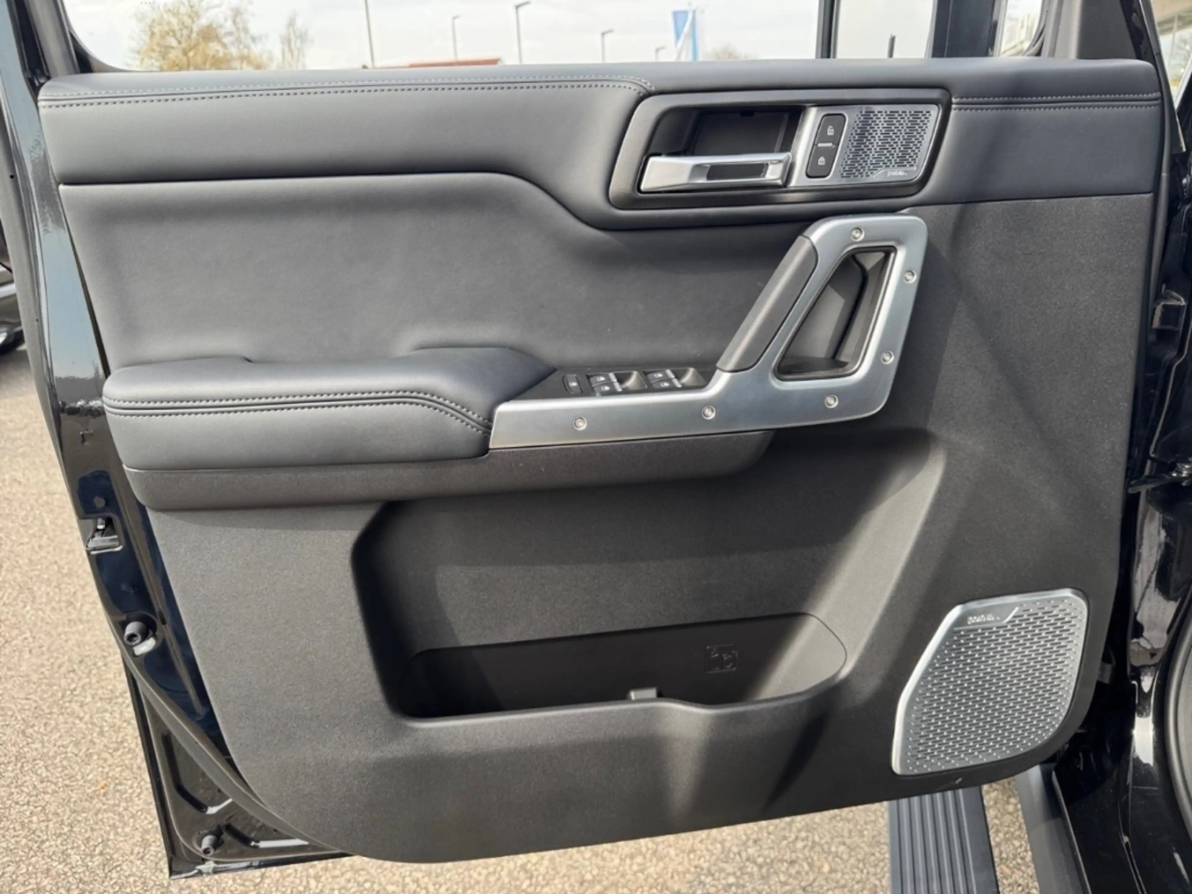 BAW 212 BAW 4WD PICK-Up +Leder+LED+SHZ+MFL+PDC+CAM — photo 14